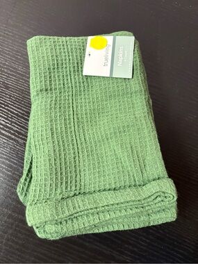 Trueliving Green Cotton Waffle Weave Napkins Set of 4 16x16 NWT